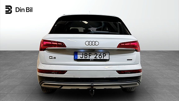 Audi Q5 9 of 28