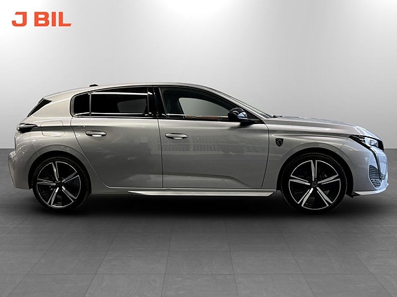 Peugeot 308 17 of 20