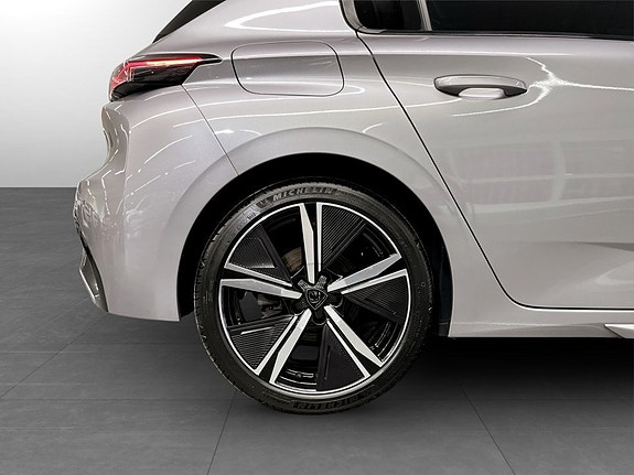 Peugeot 308 18 of 20