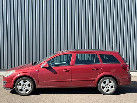 Opel Astra 3 of 5