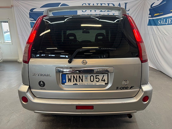Nissan X-Trail 6 of 16