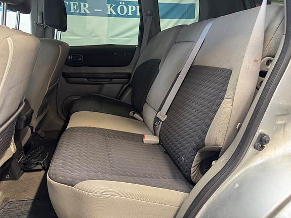 Nissan X-Trail 14 of 16