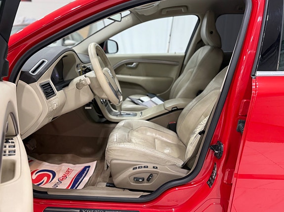 Volvo V70 5 of 18