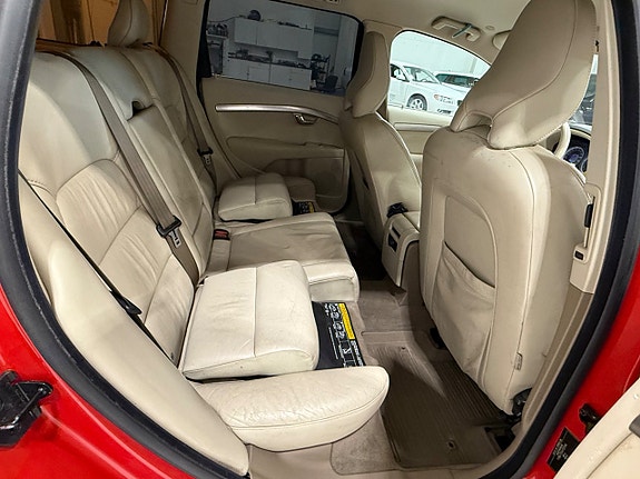 Volvo V70 14 of 18