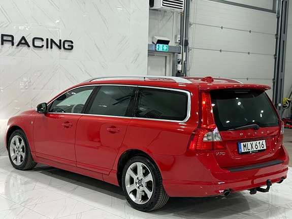 Volvo V70 16 of 18