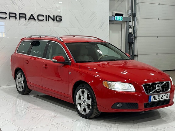 Volvo V70 3 of 18