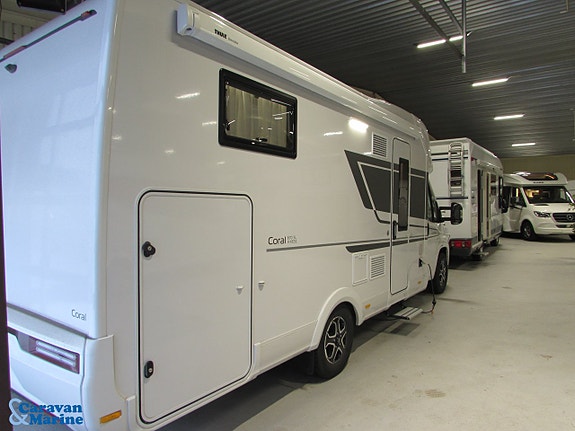 Adria Coral Axess 670 SL /Automat/Långbädd/B-körkort 3 of 19