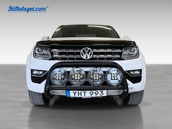 Volkswagen Amarok 2 of 5