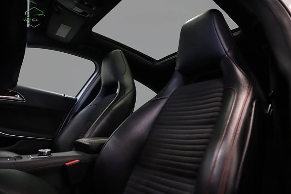 Mercedes-Benz A220 14 of 19