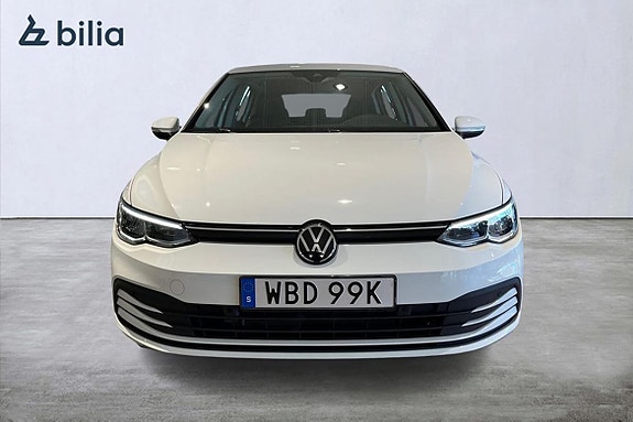 Volkswagen Golf VIII 2 of 19
