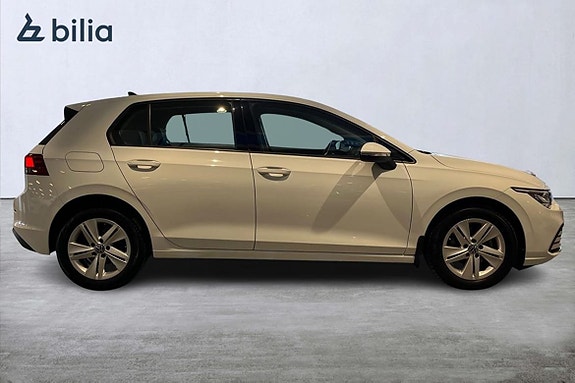 Volkswagen Golf VIII 4 of 19