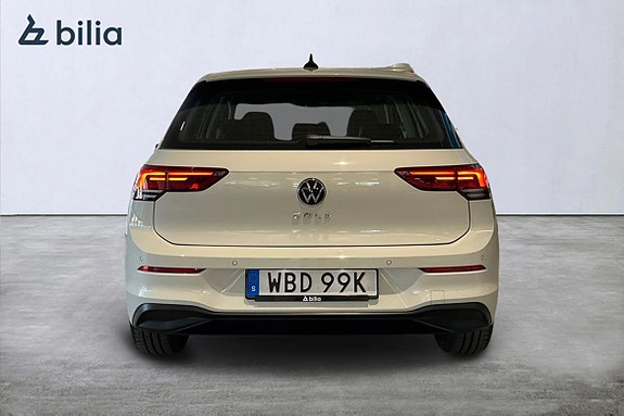 Volkswagen Golf VIII 7 of 19