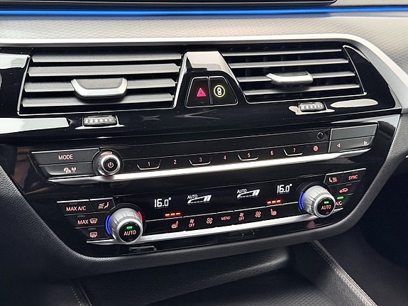 BMW 530e 25 of 30