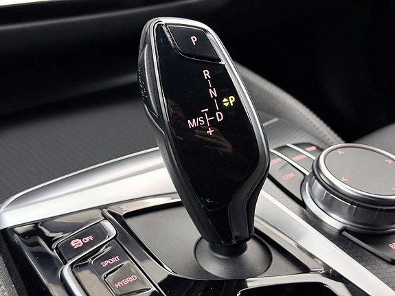 BMW 530e 27 of 30