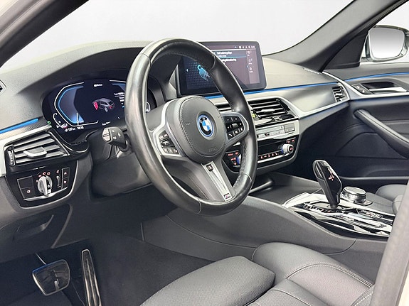 BMW 530e 11 of 30