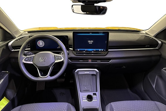 Volkswagen T-Roc 5 of 5