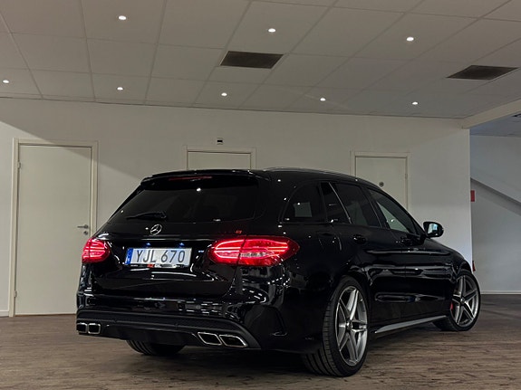 Mercedes-Benz AMG GT Black Series 13 of 30