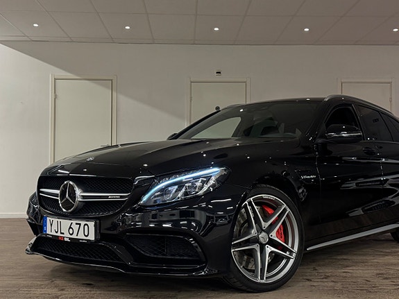 Mercedes-Benz AMG GT Black Series 4 of 30