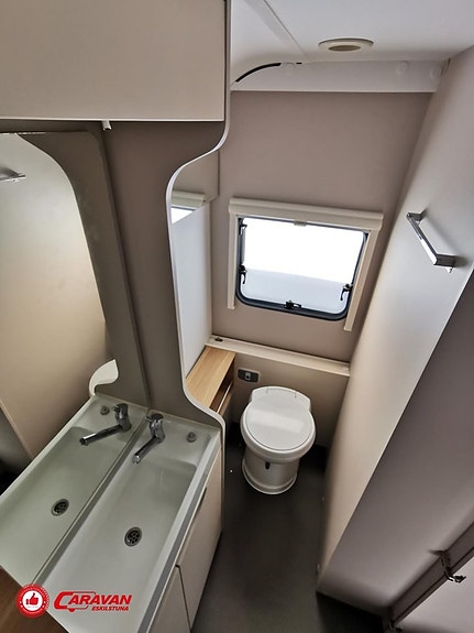 Adria ADORA 613 HT / AC / LUFTTÄLT 14 of 23