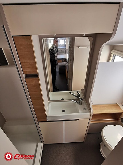 Adria ADORA 613 HT / AC / LUFTTÄLT 13 of 23