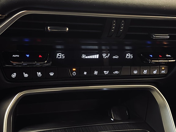 Mazda CX-60 19 of 23