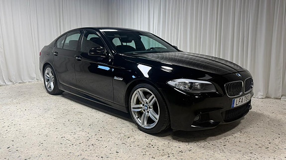 BMW 523i 2 of 5