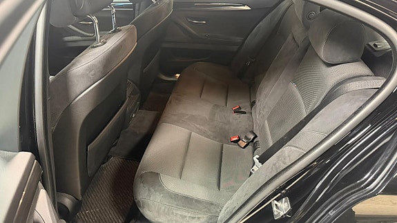 BMW 523i 13 of 13