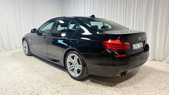 BMW 523i 5 of 5