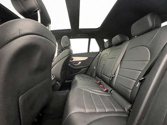 Mercedes-Benz C220 12 of 27