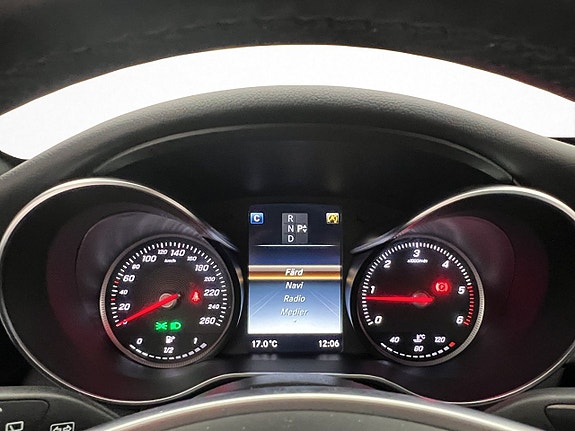 Mercedes-Benz C220 16 of 27