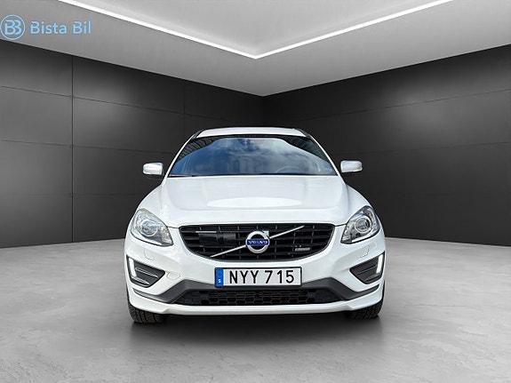 Volvo XC60 3 of 5