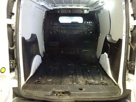 Ford Transit Connect 8 of 8