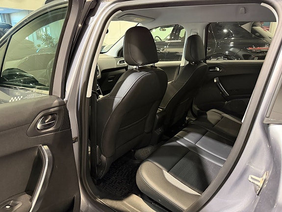 Peugeot 2008 17 of 22
