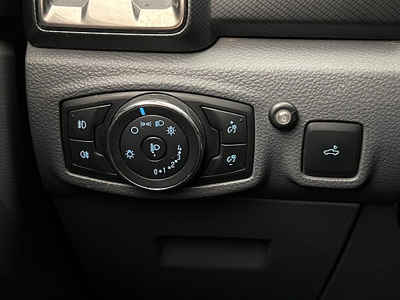 Ford Ranger 15 of 30