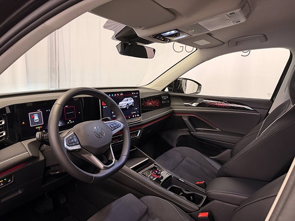 Volkswagen Tiguan 10 of 15