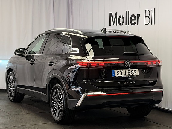 Volkswagen Tiguan 5 of 15