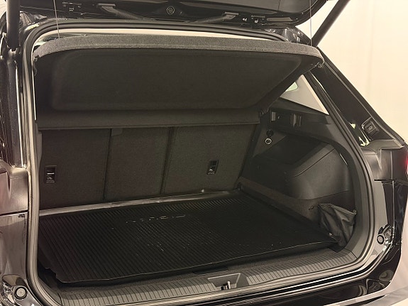 Volkswagen Tiguan 13 of 15