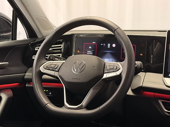 Volkswagen Tiguan 12 of 15