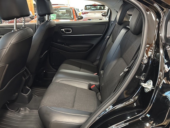 Honda HR-V 9 of 16