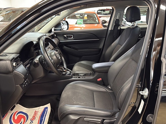 Honda HR-V 8 of 16