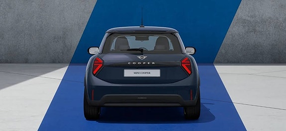 MINI Cooper S 4 of 5