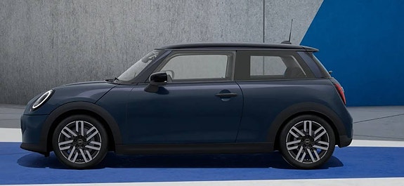 MINI Cooper S 2 of 5