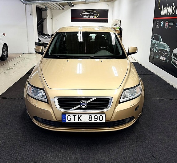 Volvo S40 4 of 5