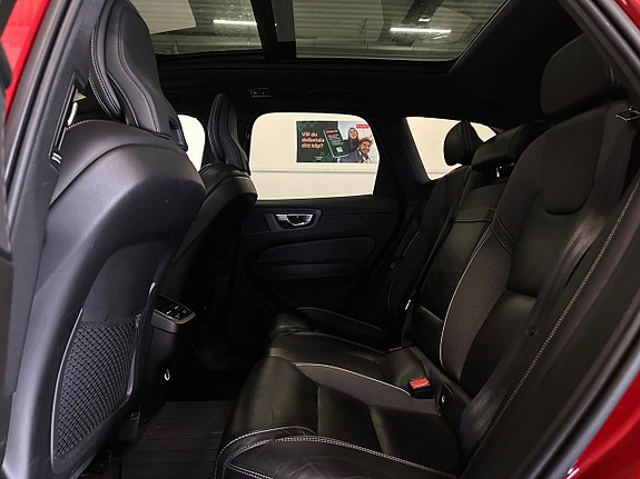 Volvo XC60 11 of 18