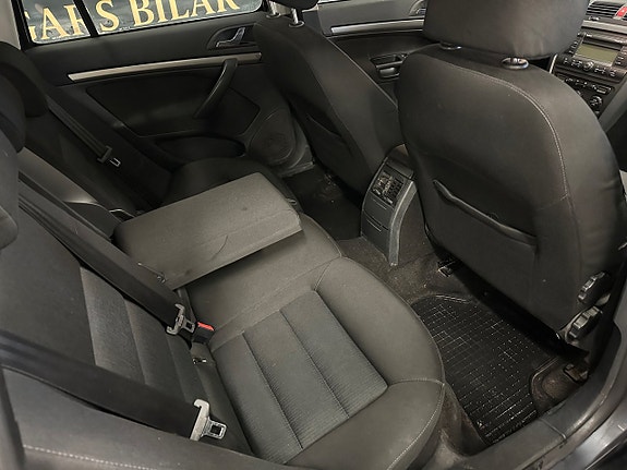 Skoda Octavia 9 of 9