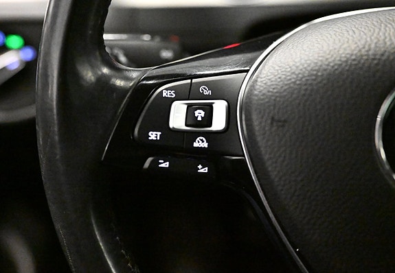 Volkswagen Golf VII 26 of 30