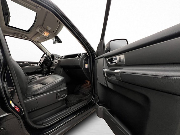 Land Rover Discovery 4 25 of 30