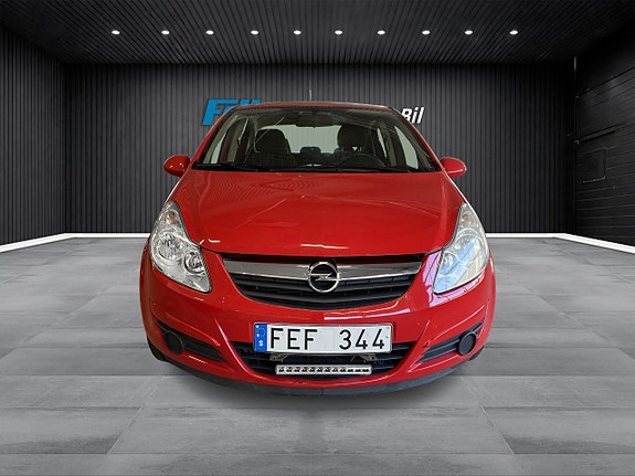 Opel Corsa 8 of 16