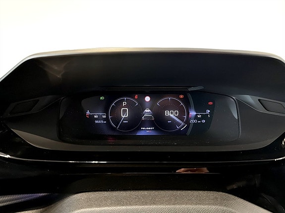 Peugeot 408 9 of 18