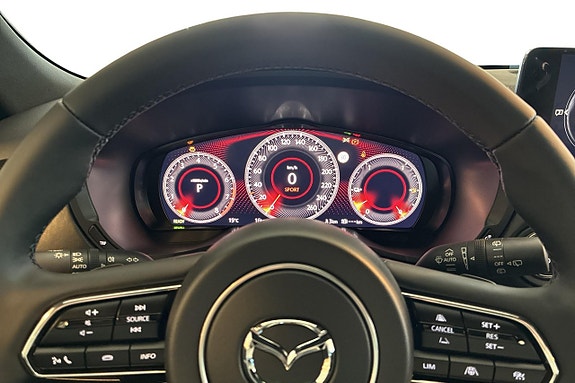 Mazda CX-80 12 of 15
